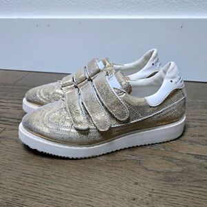 Primabase Italy Leather Metallic Velcro Wingtip Trainers in Gold